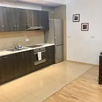 Platinum Towers With Parking Apartamento