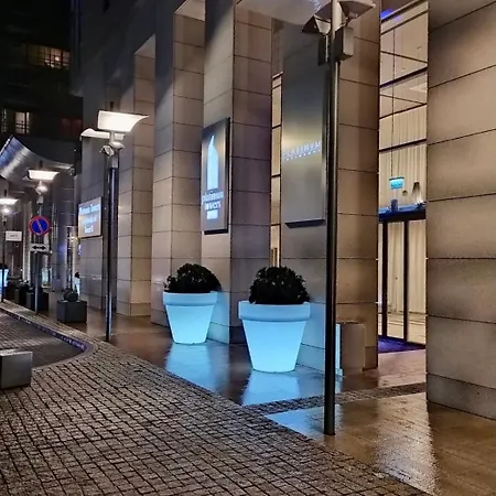 Апартаменты Platinum Towers With Parking