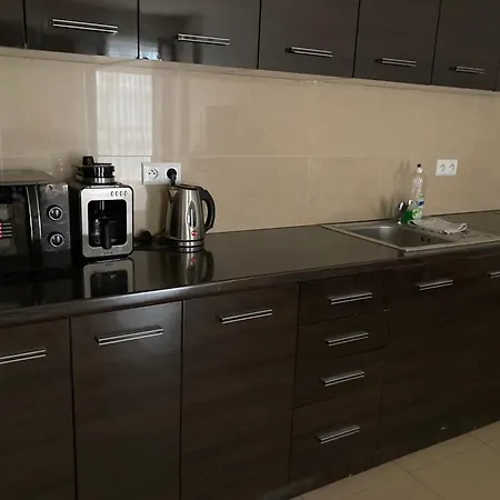 Platinum Towers With Parking Апартаменты *