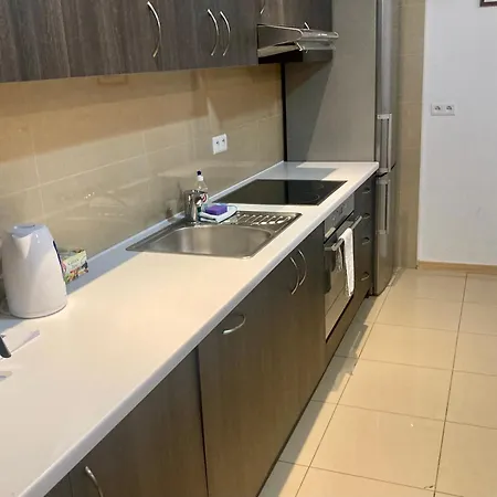 Platinum Towers With Parking Апартаменты *