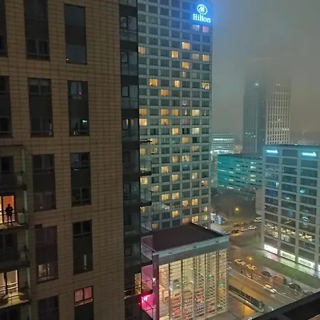 Platinum Towers With Parking Varsó